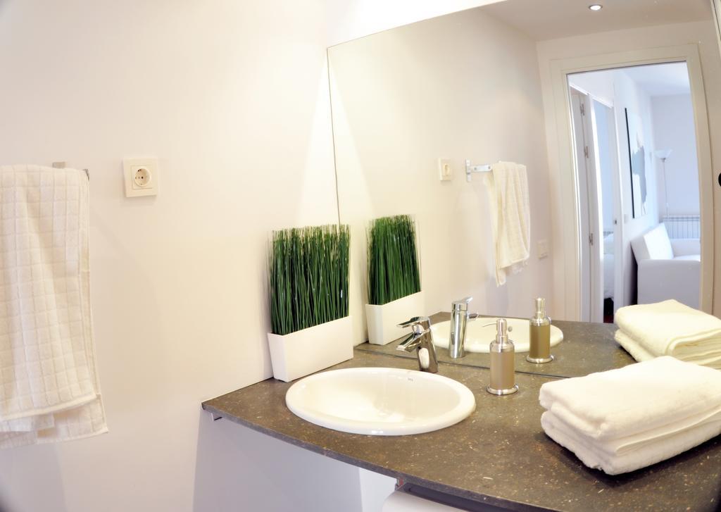 Apartamento de 2 dormitorios con balcón